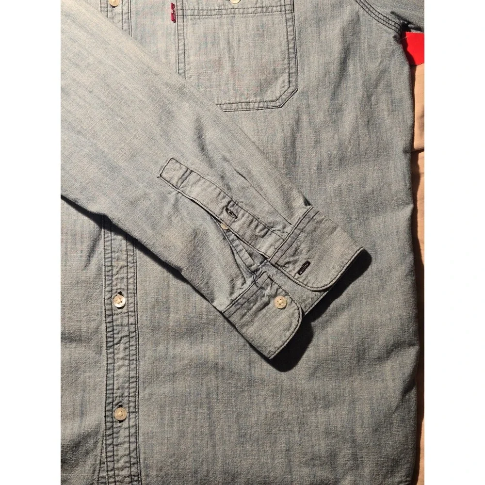 Levis this levi